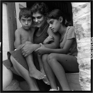 Bournaka family, Chios, 1998